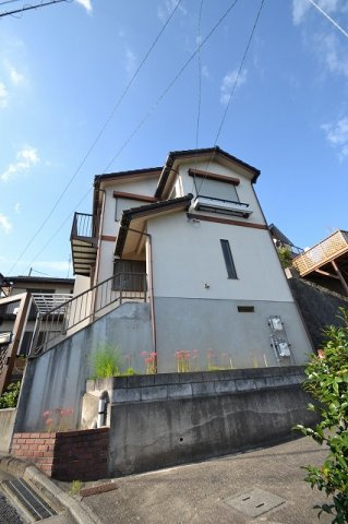 広島市西区草津梅が台の一戸建ての外観|物件の外観です