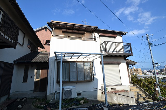 広島市西区草津梅が台の一戸建て