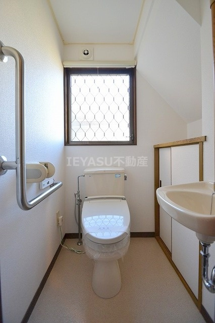 広島市西区草津梅が台の一戸建てのトイレ|トイレです