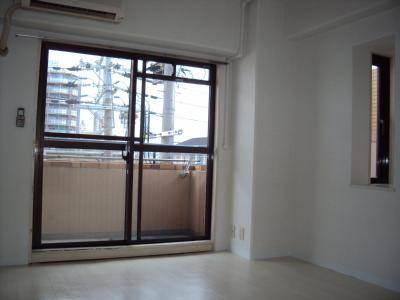 シティハイツ三条の内装|室内