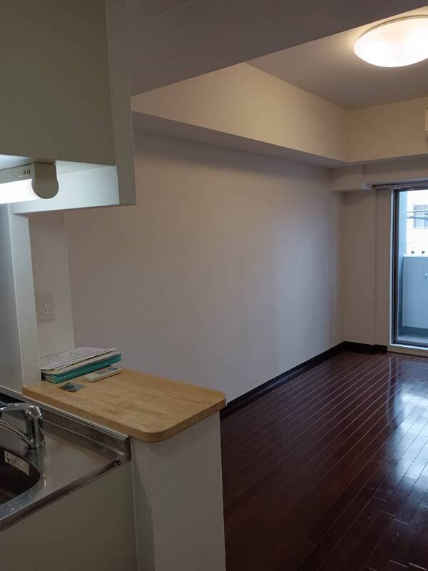 エステムプラザ京都烏丸五条の洋室