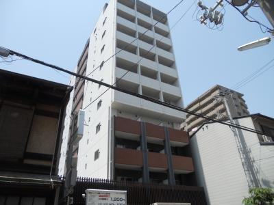 エステムプラザ京都烏丸五条の外観