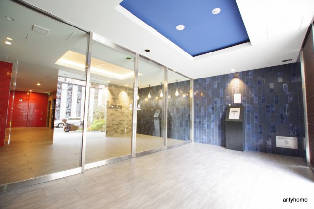 プレサンス谷町九丁目駅前　仲介手数料無料のロビー