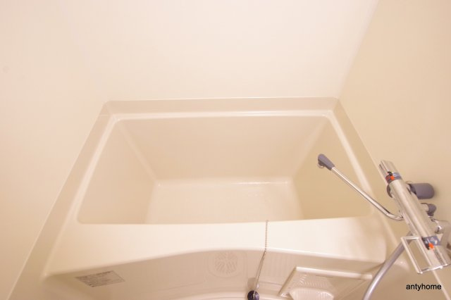 プレサンス谷町九丁目駅前　仲介手数料無料の浴室