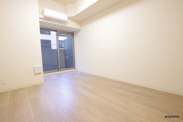 プレサンス谷町九丁目駅前　仲介手数料無料の洋室