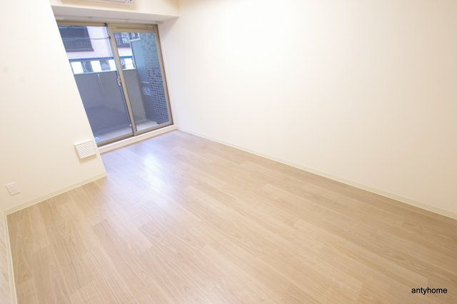 プレサンス谷町九丁目駅前　仲介手数料無料の寝室