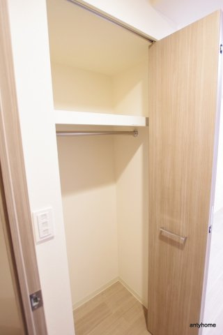 プレサンス谷町九丁目駅前　仲介手数料無料の収納