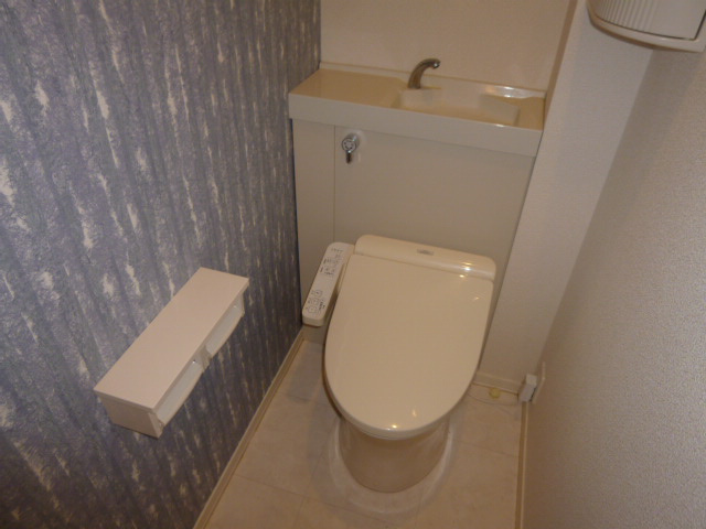 ルーチェ・Ａのトイレ|温水洗浄便座