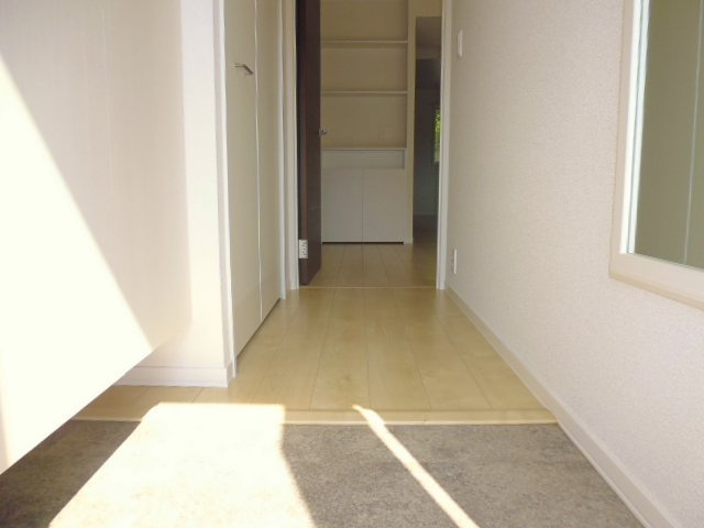 ルーチェ・Ｂの玄関
