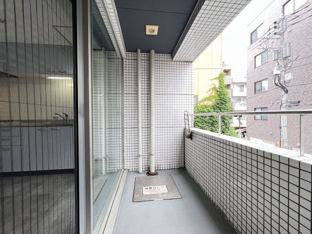 小岩セントラルビルのバルコニー