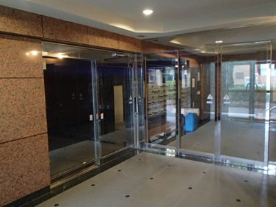 【エントランス】 | サウザンドリバー