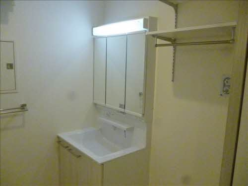 シャーメゾン梨木町の独立洗面台