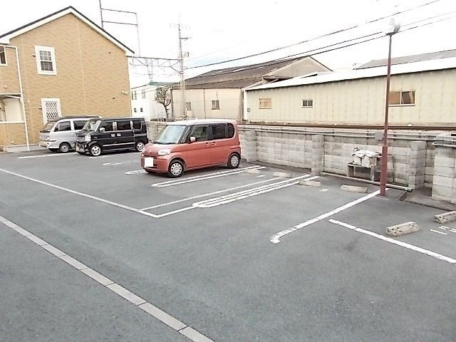 パークハイツ西田Ⅱの駐車場