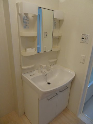 セジュールグランデ　B棟の洗面所