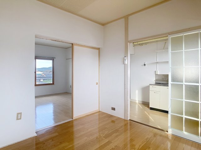 霞雅ビルBの内装