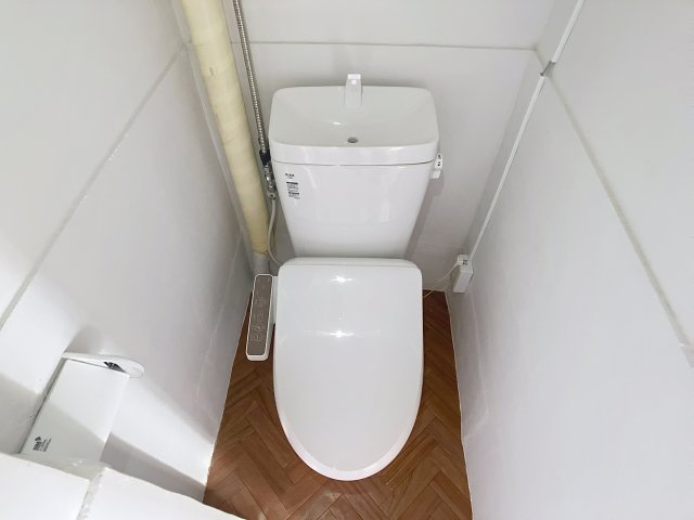 霞雅ビルBのトイレ