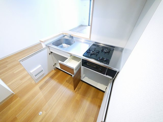 T・Kビル西大寺　NORTHのキッチン|コンパクトなキッチンで掃除もラクラク