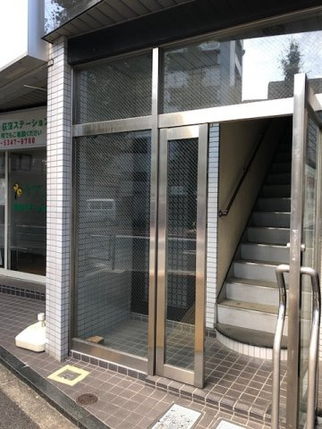 サンライズ山村のエントランス