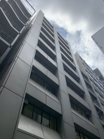 ニュー八重洲ビルの外観