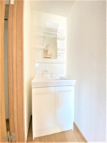 Sunny Side Ⅰの独立洗面台