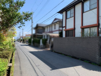 【前面道路含む現地写真】