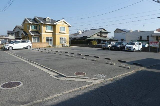 倉敷市大島の駐車場の外観