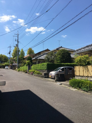 【前面道路含む現地写真】 | 大津市仰木の里1丁目15-3　中古戸建