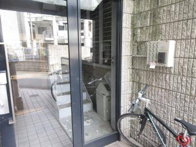 ディアリオ大宮のエントランス