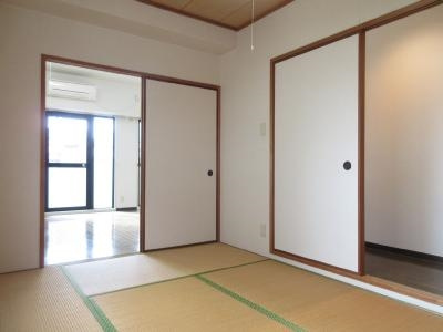 ウインドベル四条大宮の寝室|和室