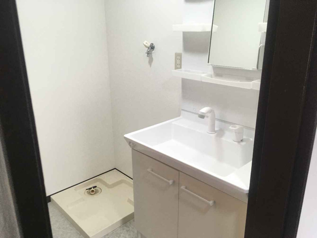 【独立洗面台】 | 千鳥が丘ハイツ　収益 | 使いやすい独立洗面台です