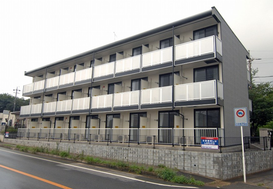 レオパレスひなたの外観