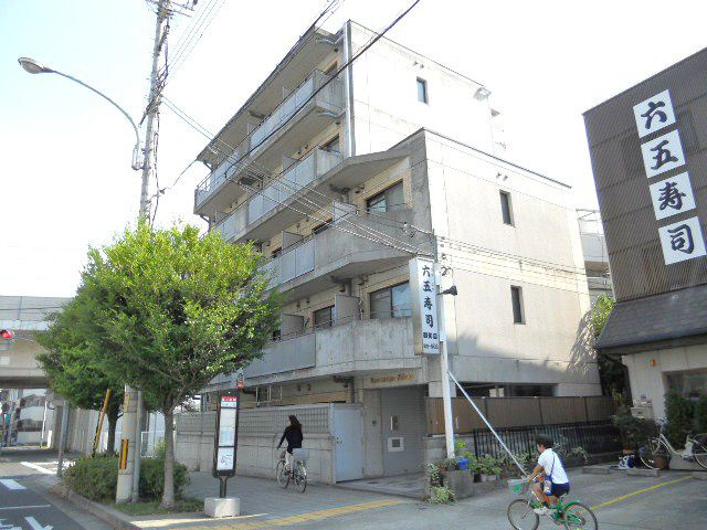 ロマネスク御影の外観