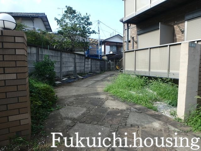 第二ハイツ芙蓉のエントランス