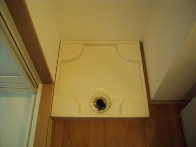 ドーリア北野東の設備|洗濯機置き場