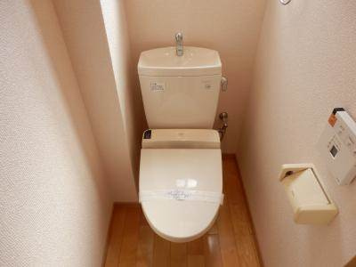 アルカス七条大宮（旧：ドーリア七条大宮）の内装|トイレ