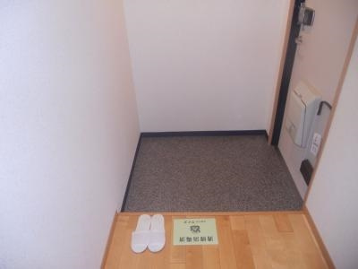 アルカス七条大宮（旧：ドーリア七条大宮）の玄関