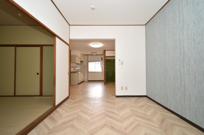 【洋室】 | コーポラスアシカ