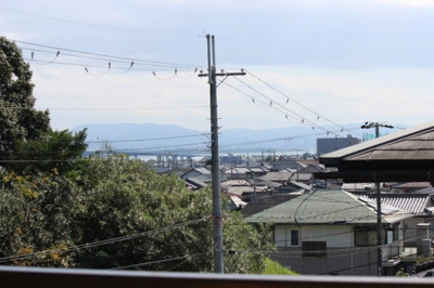 【展望】 | 大津市水明1丁目29-5　上物付売土地 | 二階から琵琶湖や大橋が見えます