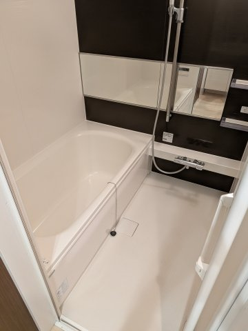 【浴室】 | コンフォーティア | 落ち着いた空間のお風呂です