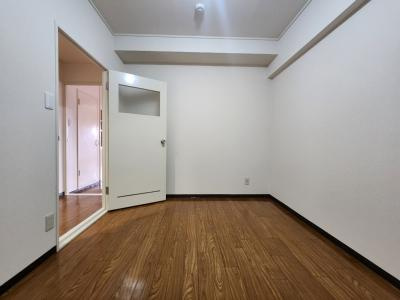 グランドール西大路の子供部屋|洋室