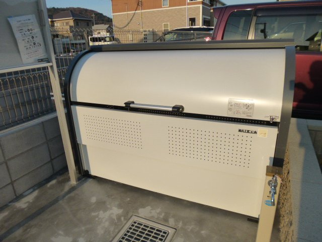 アヴァンティⅣのその他共用部分|敷地内専用ゴミステーション