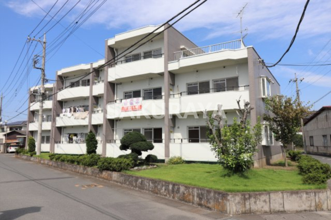 進峰マンションA棟の外観