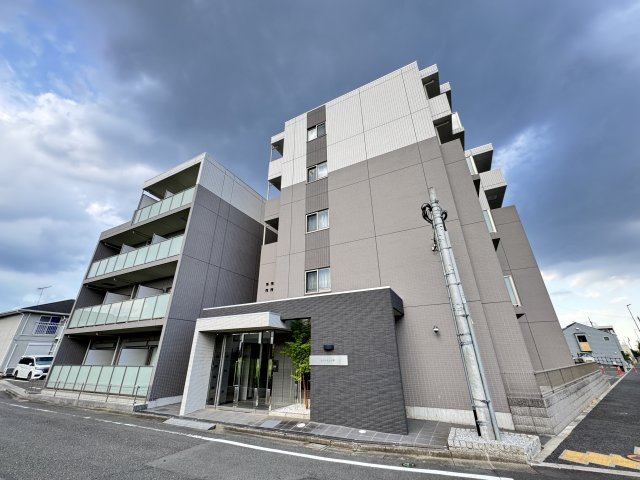 レジーナ上川原の外観