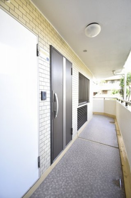 【その他共用部分】 | ラミアール南軽井沢 | 共用廊下