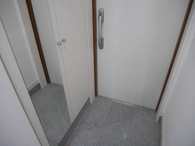 【玄関】 | 第３３川崎ビル
