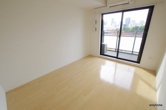 レジュールアッシュザ・パークフロント 　仲介手数料無料の洋室