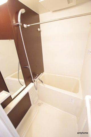 レジュールアッシュザ・パークフロント 　仲介手数料無料の浴室