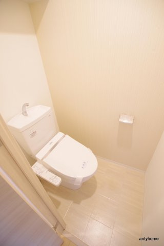 レジュールアッシュザ・パークフロント 　仲介手数料無料のトイレ