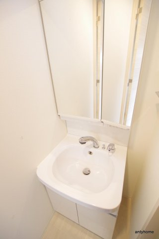 レジュールアッシュザ・パークフロント 　仲介手数料無料の洗面所