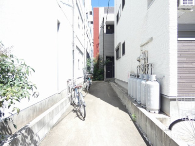 【エントランス】 | クリークコート